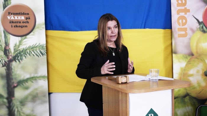 Landsbygdsminister Anna-Caren Sätherberg talar på LRF Jämtlands regionstämma