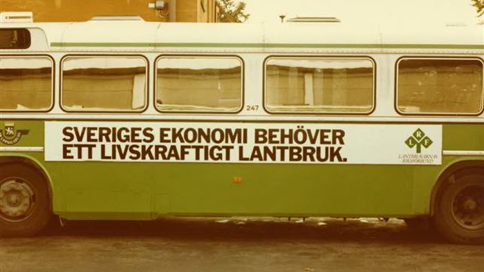 Reklam för LRF på stadsbuss i mitten av 1970-talet. 1975-1995